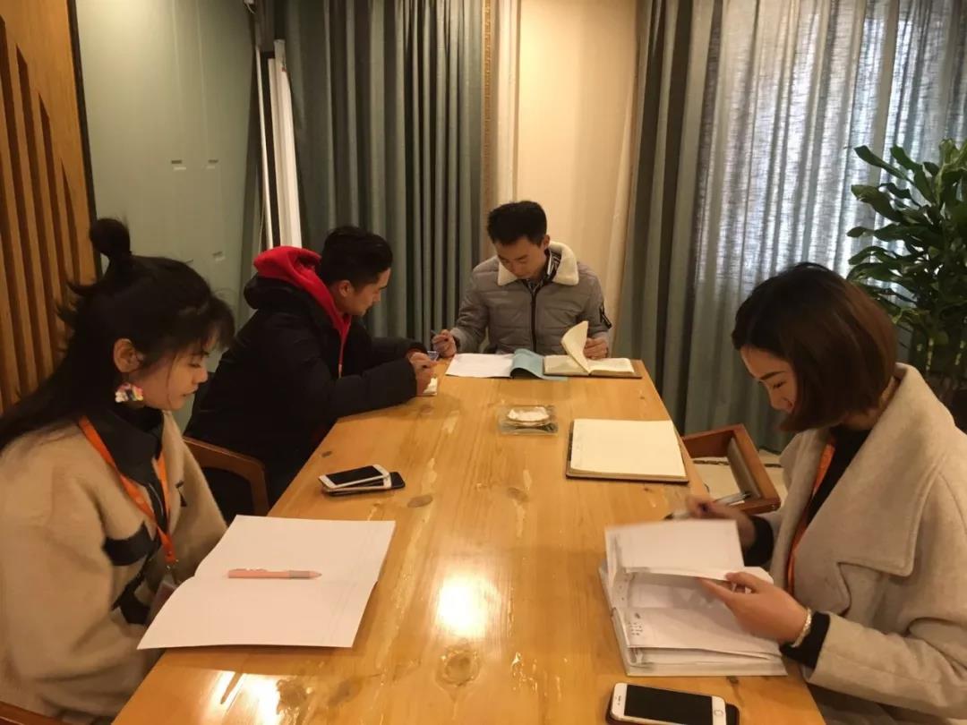 佳馨達家裝事業部門市場部培訓現場 佳馨達家裝事業部門市場部培訓現場